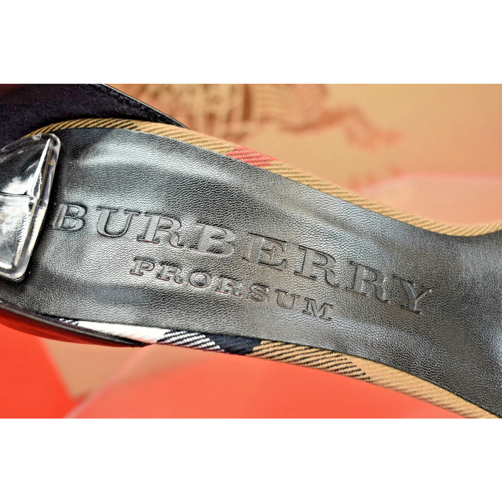 NIB BURBERRY HOBART BLACK LEATHER CHECK LASER CUT WEDGE SANDALS PUMPS 40.5 ITALY - Picture 8 of 10